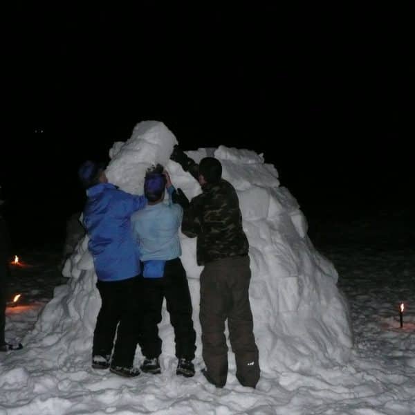 construction igloo team building
